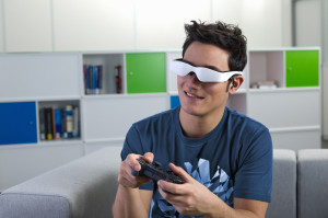 Immersives Spielen  auch in 3D ¦ Immersive gaming - even in 3D