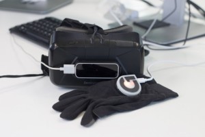 virtual-reality-glove-haptic-surgery