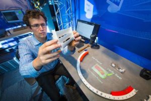 bn-qs603_1109_c_g_20161109164342