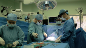 Surgical-Assistant-4