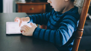Child_Tablet_Mobile_Apps