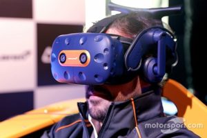 mclaren-formula-1-team-and-htc