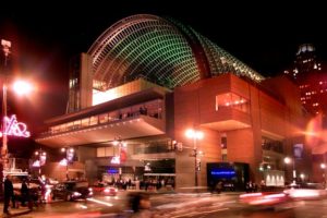 00123Kimmel_Center_for_the_Perform.2e16d0ba.fill-735x490