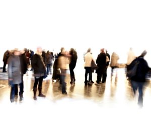 shutterstock_museum_crowd